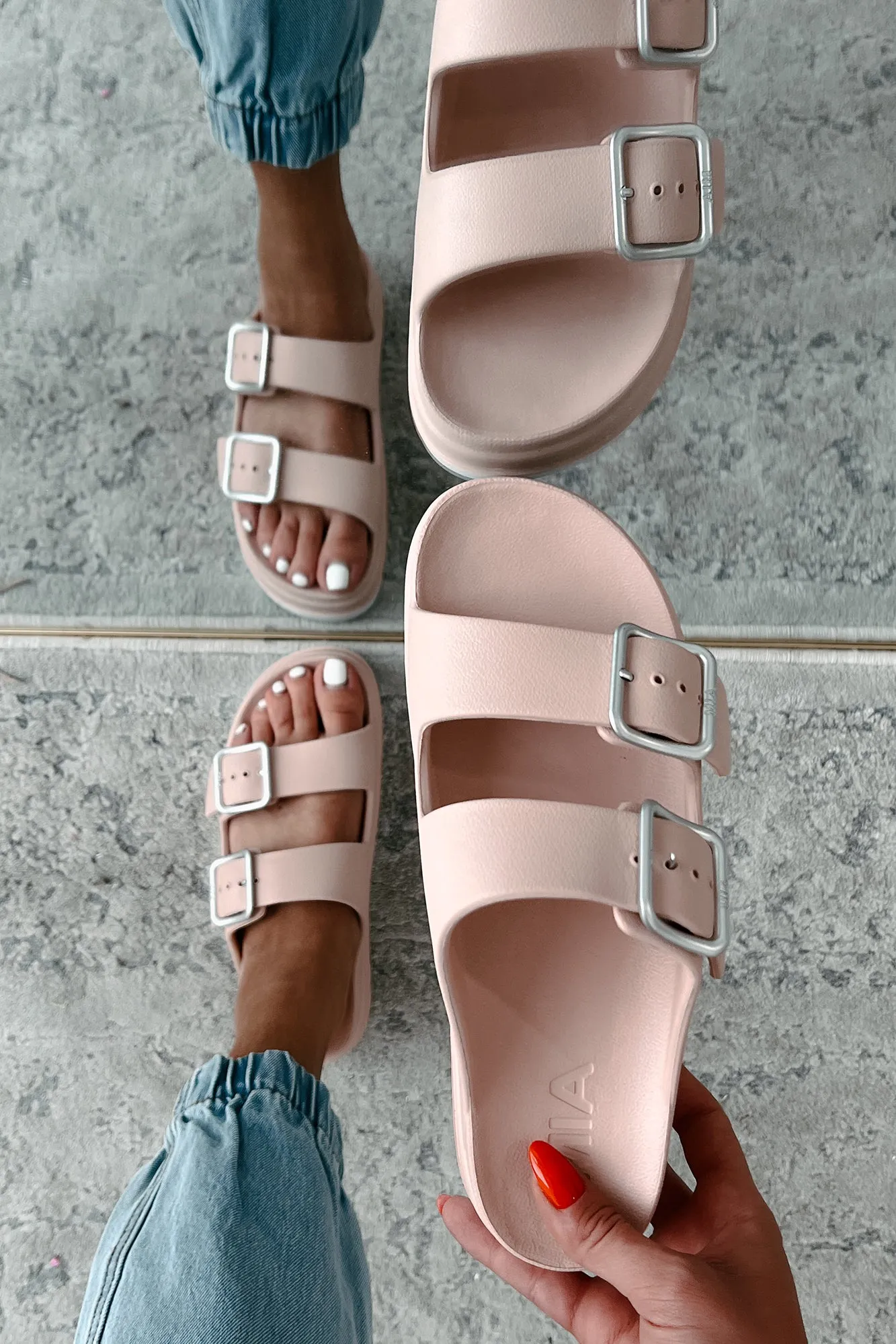 Casually Crushing Chunky Platform Sandals (Blush)