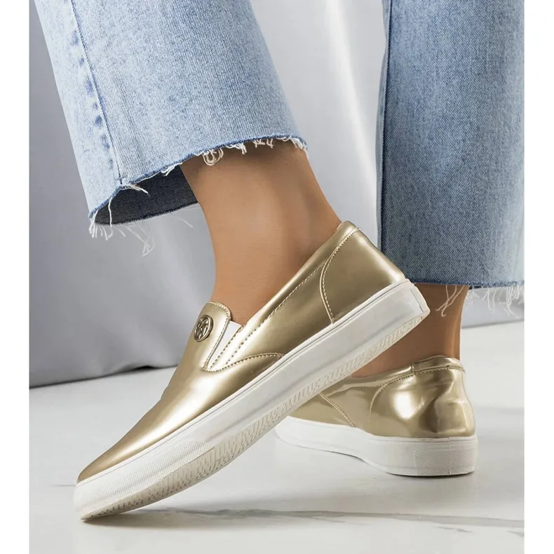 Gold Slip On Taastru sneakers golden