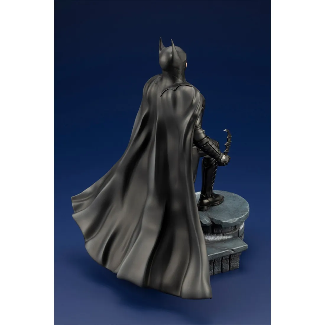 Kotobukiya ARTFX The Flash Movie Batman Statue (black)