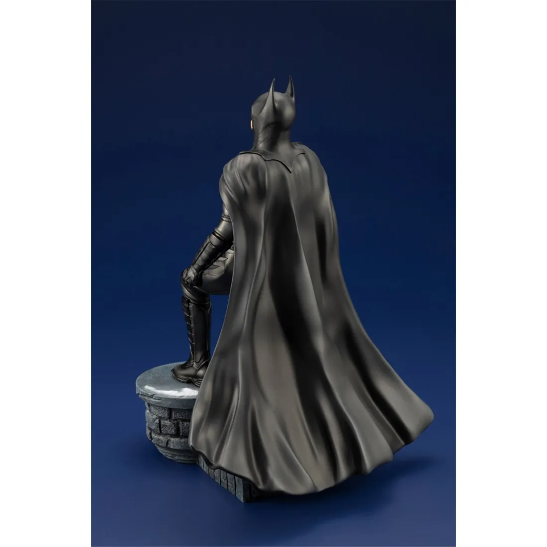 Kotobukiya ARTFX The Flash Movie Batman Statue (black)