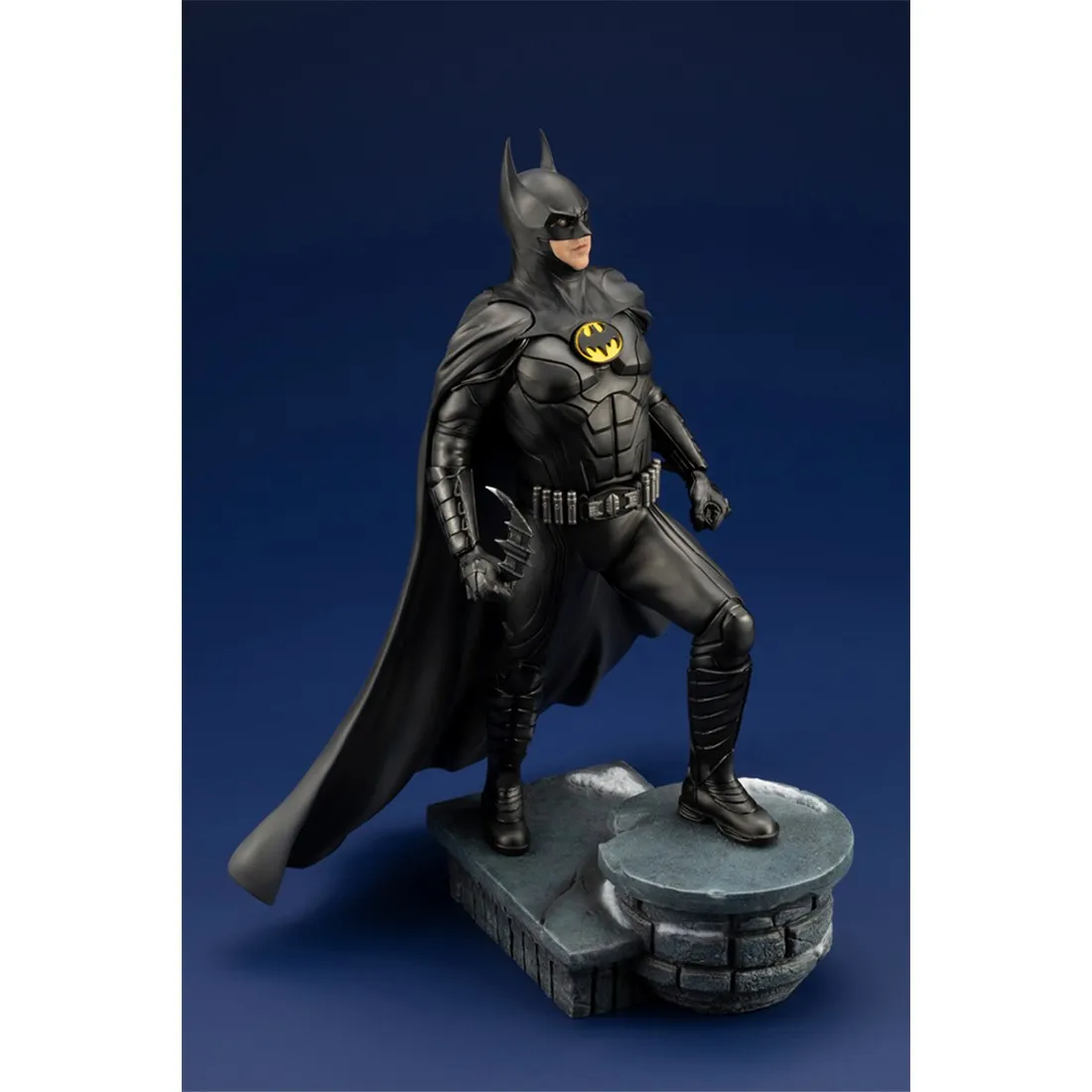 Kotobukiya ARTFX The Flash Movie Batman Statue (black)