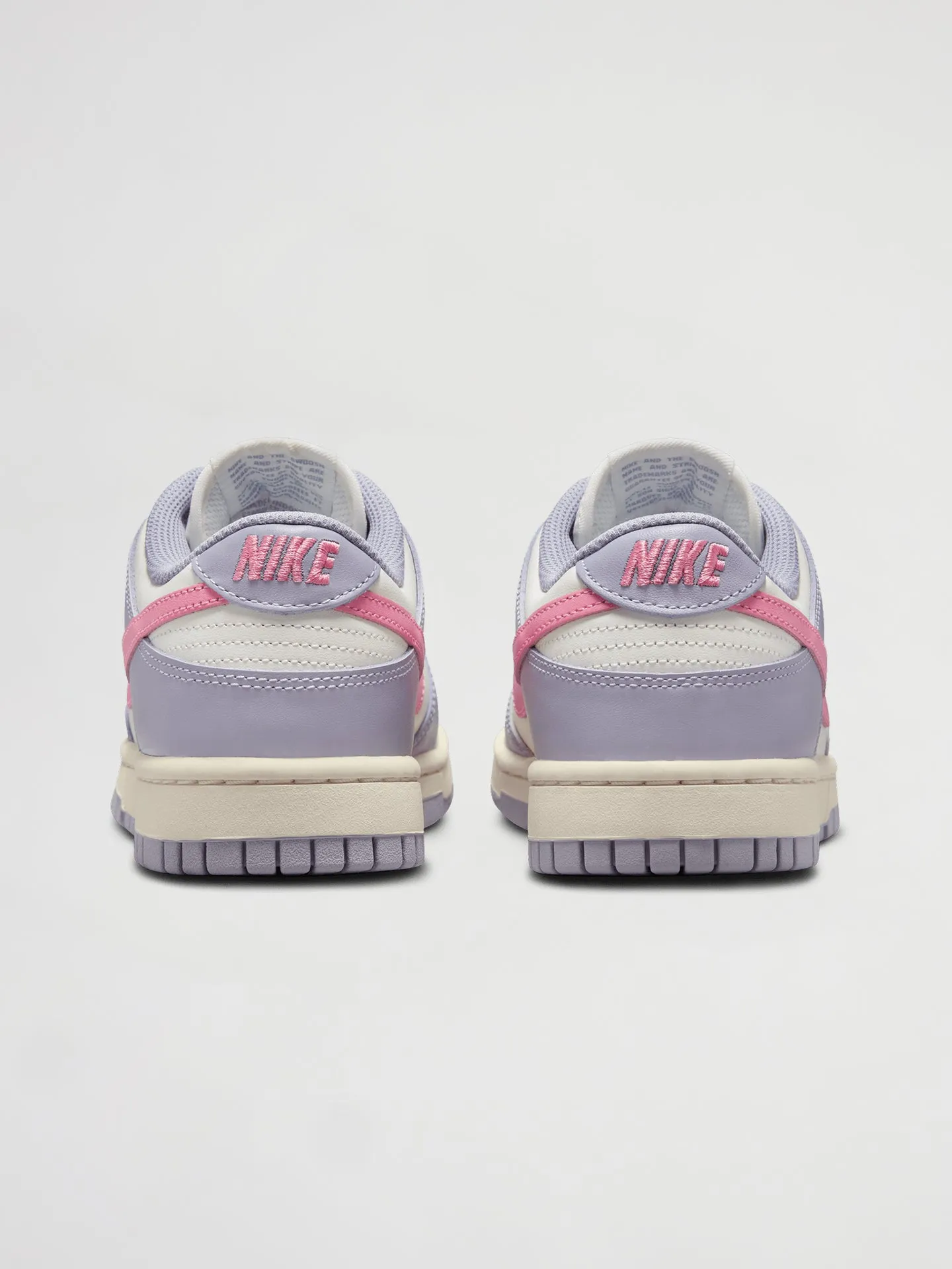 Nike Dunk Low - INDIGO HAZE/CORAL CHALK-SAIL