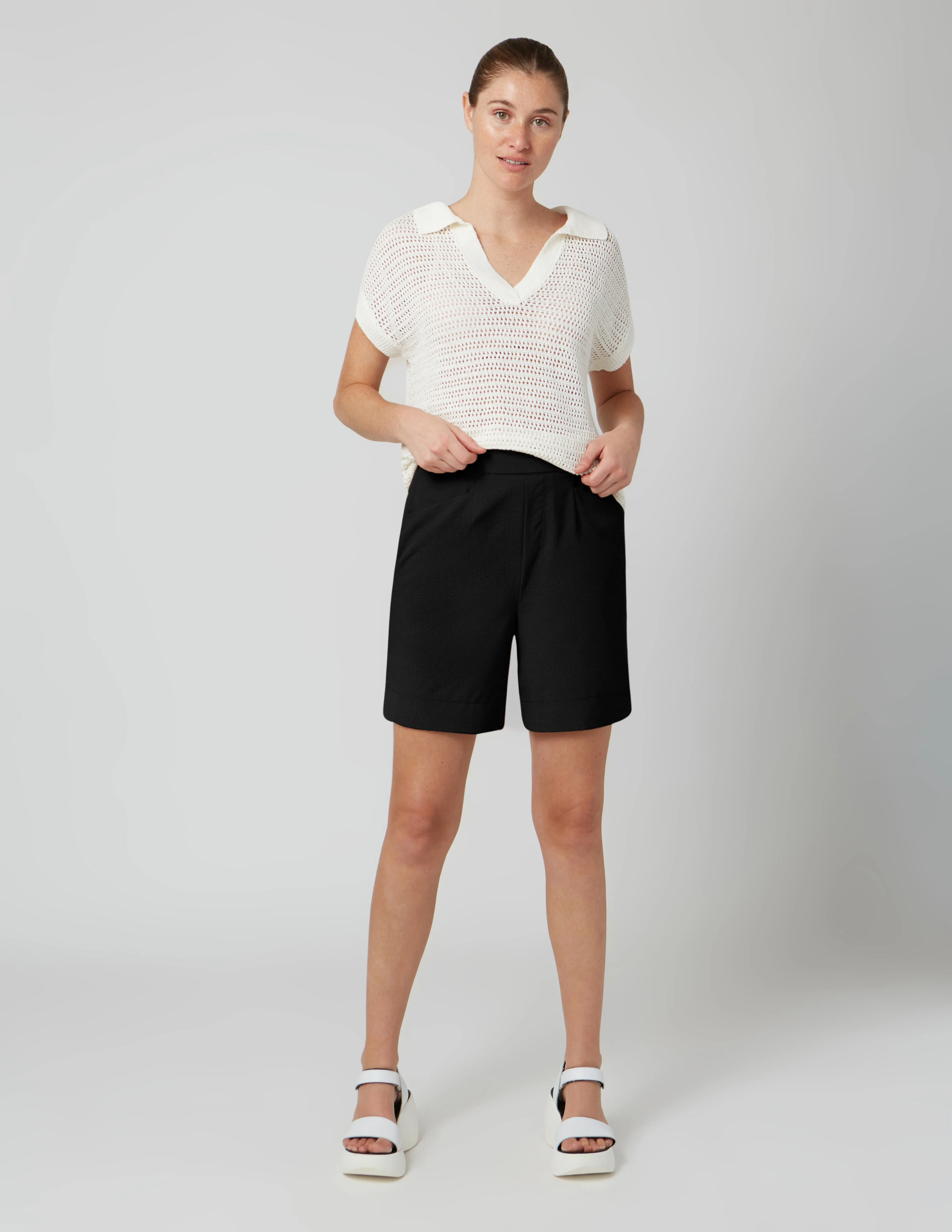 SHORT BERMUDA NEWTON||NEWTON SHORT