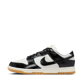 Wmns Nike Dunk Low LX 'Black and Phantom'